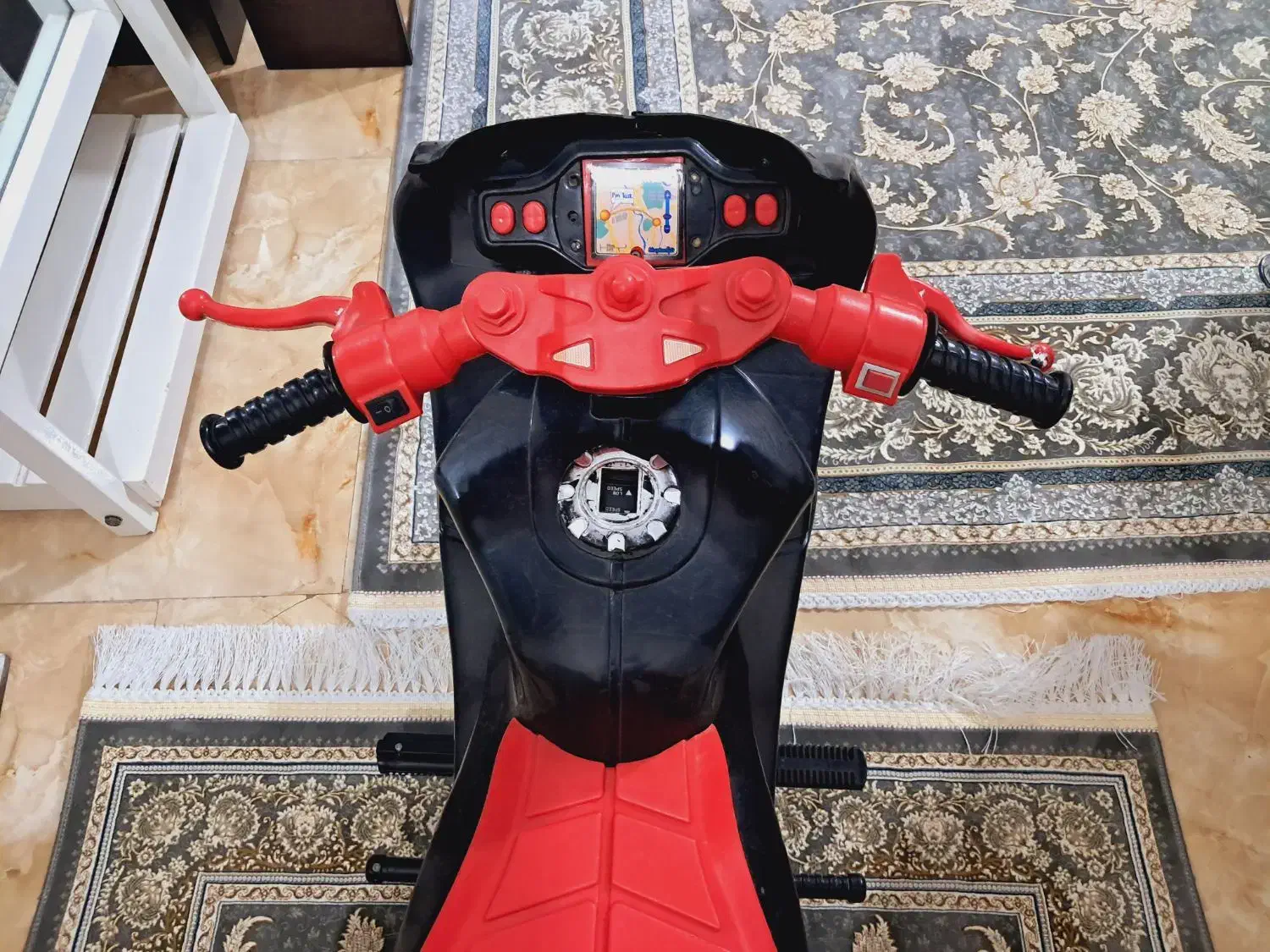 سه چرخه شارژی|اسباببازی|پرند, فاز ۶|دیوار