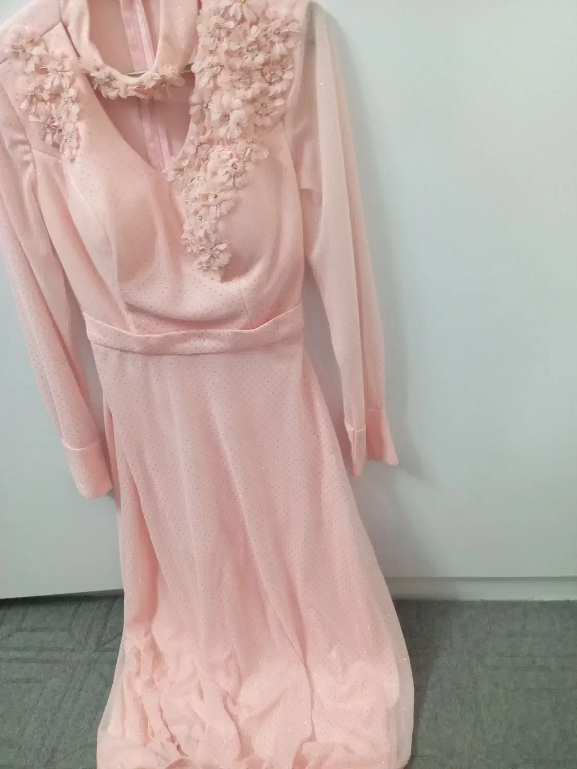 لباس|لباس|سبزوار, قصبه شرقی|دیوار