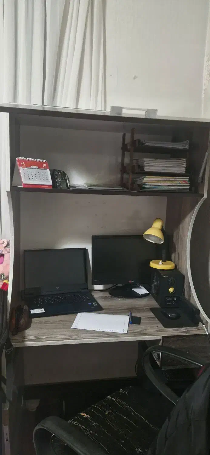میز تحریر و کامپیوتر|میز تحریر و کامپیوتر|قزوین, |دیوار