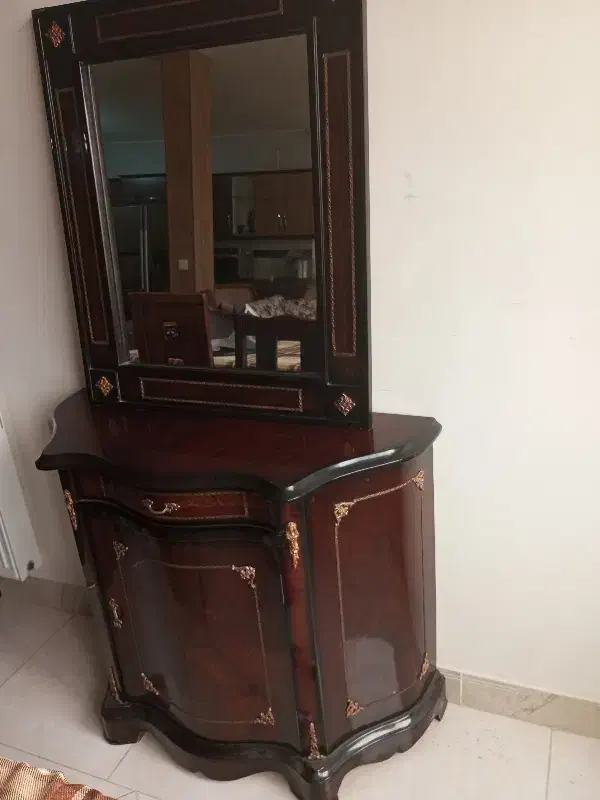 میز کنسول|بوفه، ویترین، کنسول|کرمانشاه, |دیوار