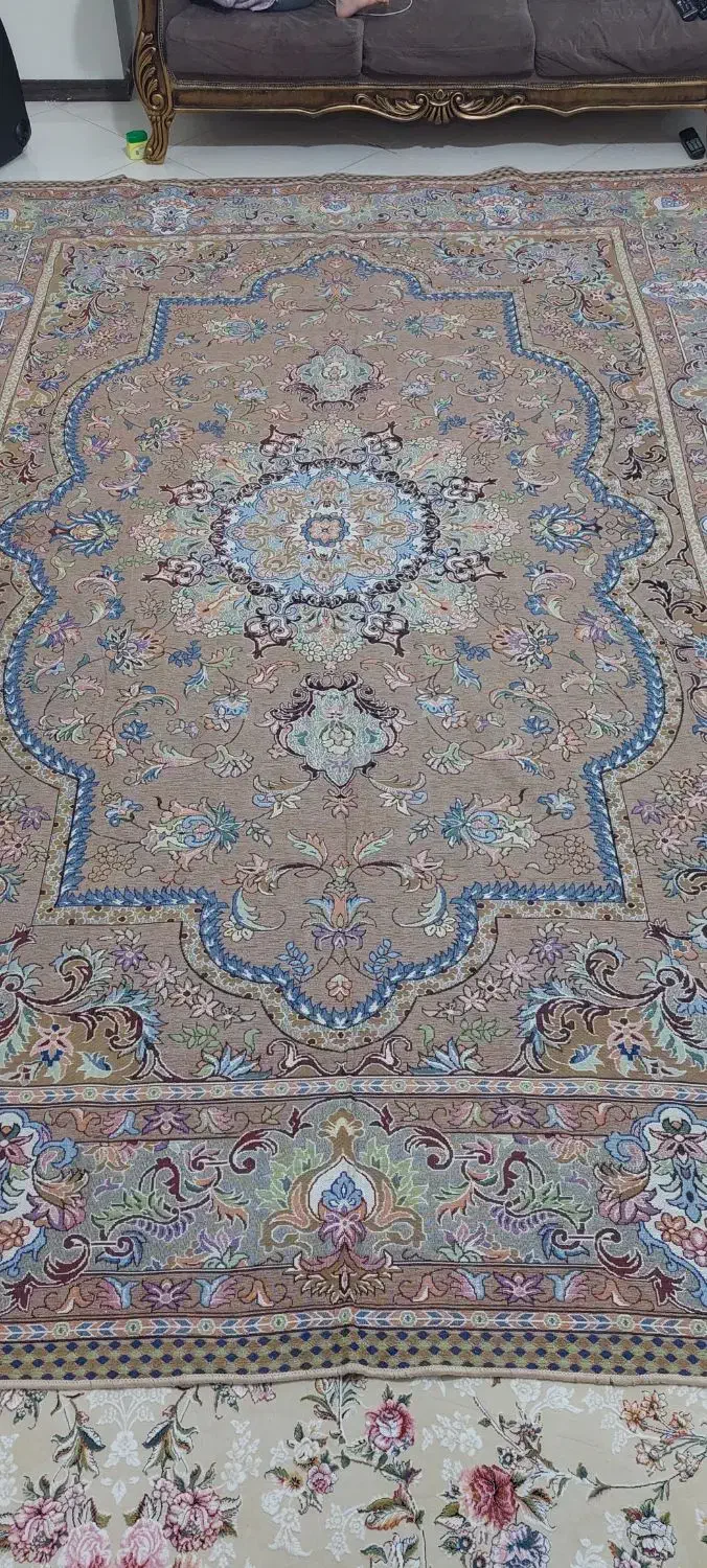 روفرشی نه متری ضخیم و سالم|روفرشی|اسلامشهر, شهرک محمدیه|دیوار