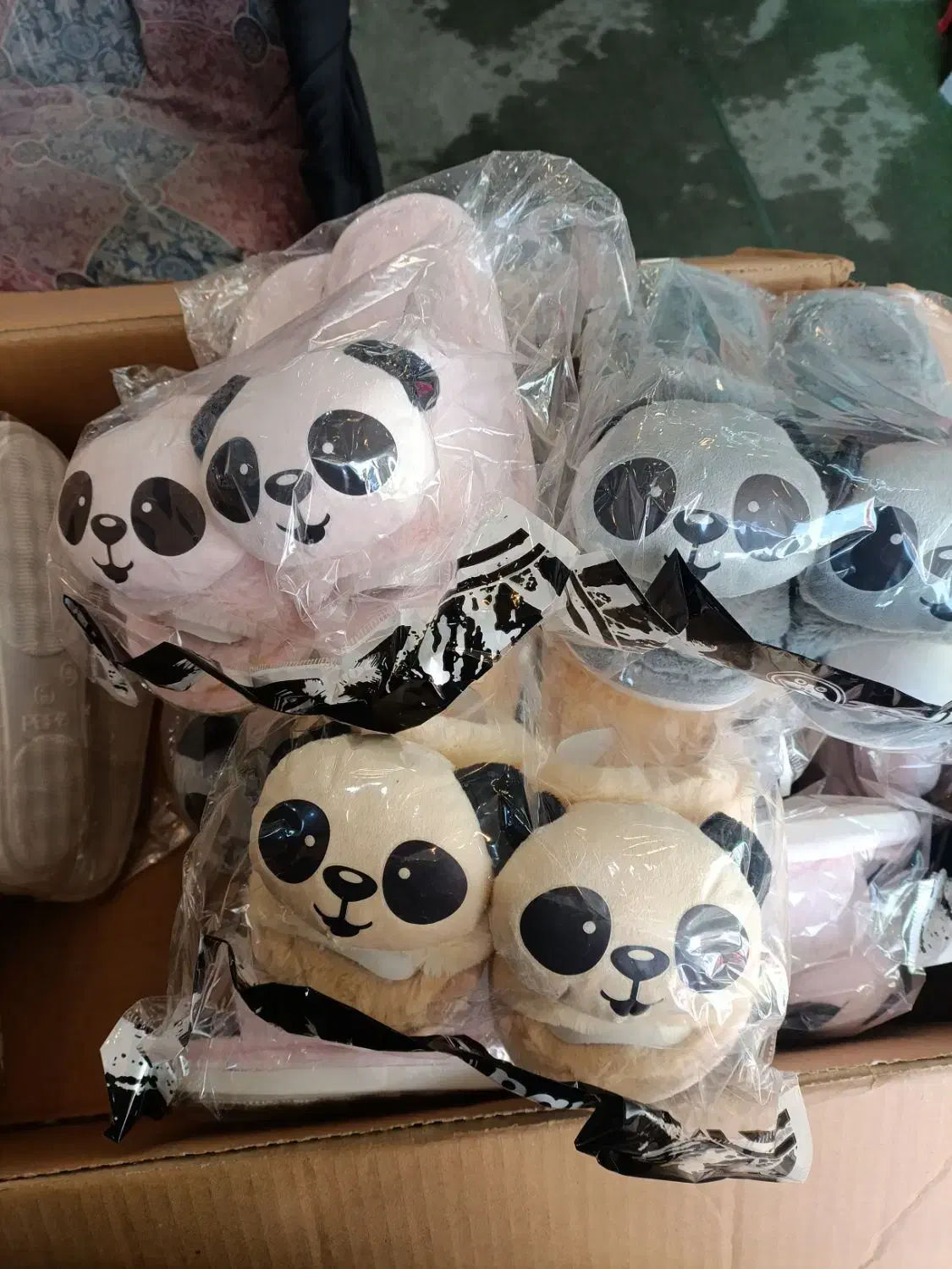 دمپایی خزی دوختی|کیف، کفش، کمربند|اصفهان, جویباره|دیوار