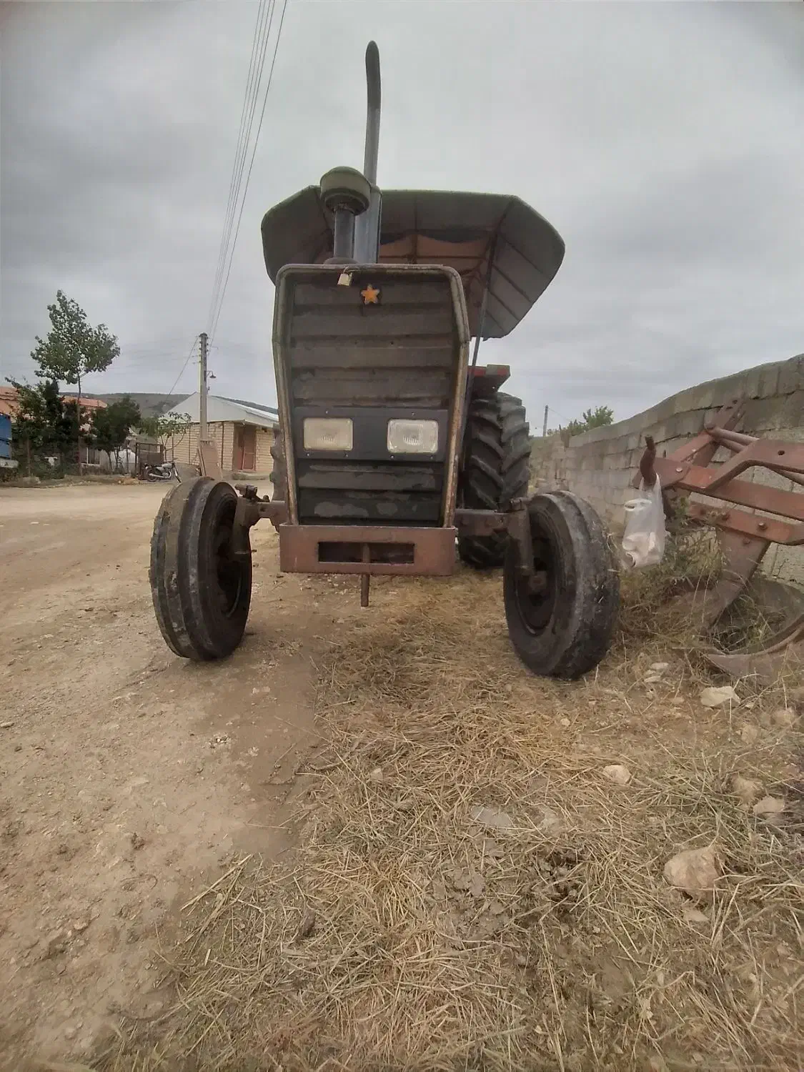 تراکتور موتور سفید درحد|خودرو سنگین|دیلمان, |دیوار