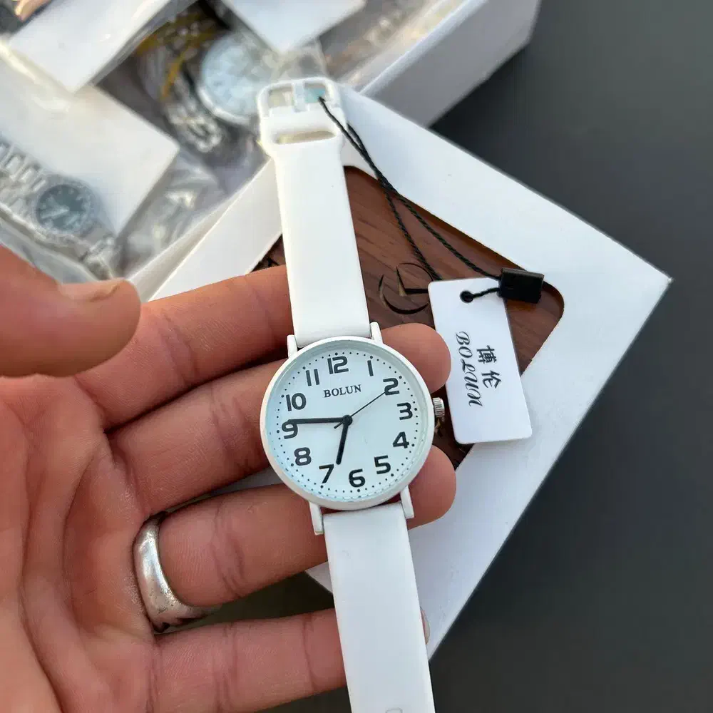 ساعت بلون پرترفدار زنانه|ساعت|قزوین, |دیوار