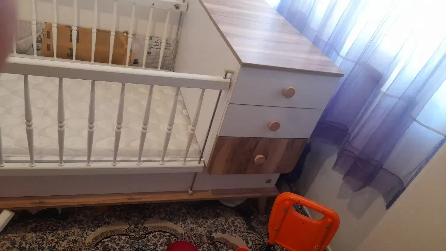 تخت دو منظوره کودک تا نوجوان وارداتی از آپادانا|تخت و صندلی بچه|رشت, جهاد|دیوار