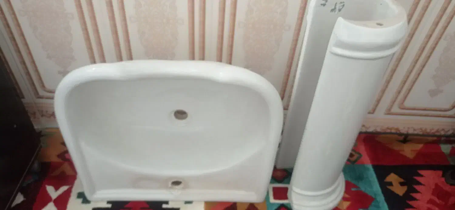 سرشور ارایشگاه و..|صندلی و نیمکت|خرم‌آباد, |دیوار