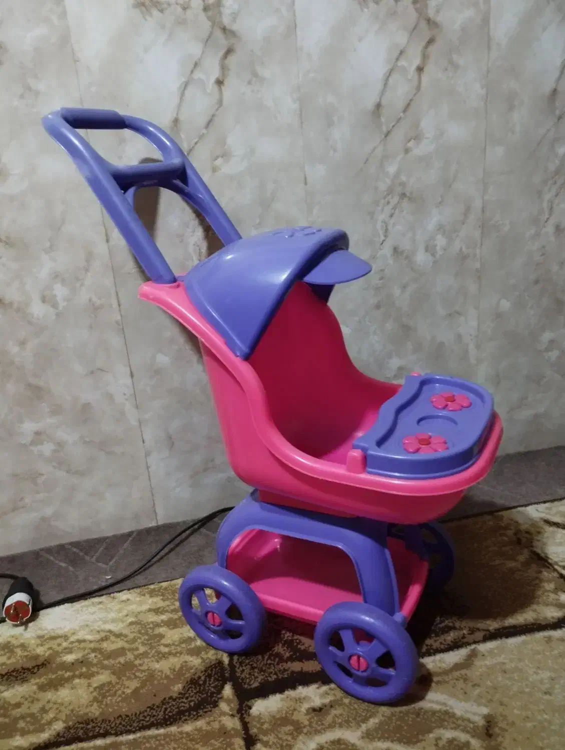 عروسک|اسباببازی بچه|تبریز, |دیوار