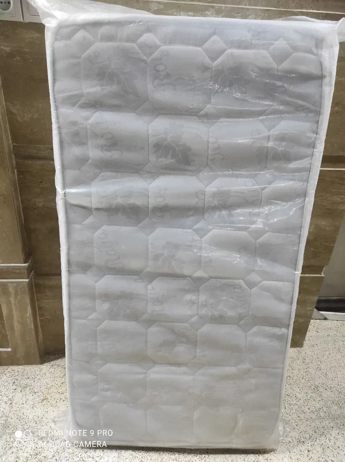 تشک تخت کودک|اسباب و اثاث بچه|بروجرد, |دیوار