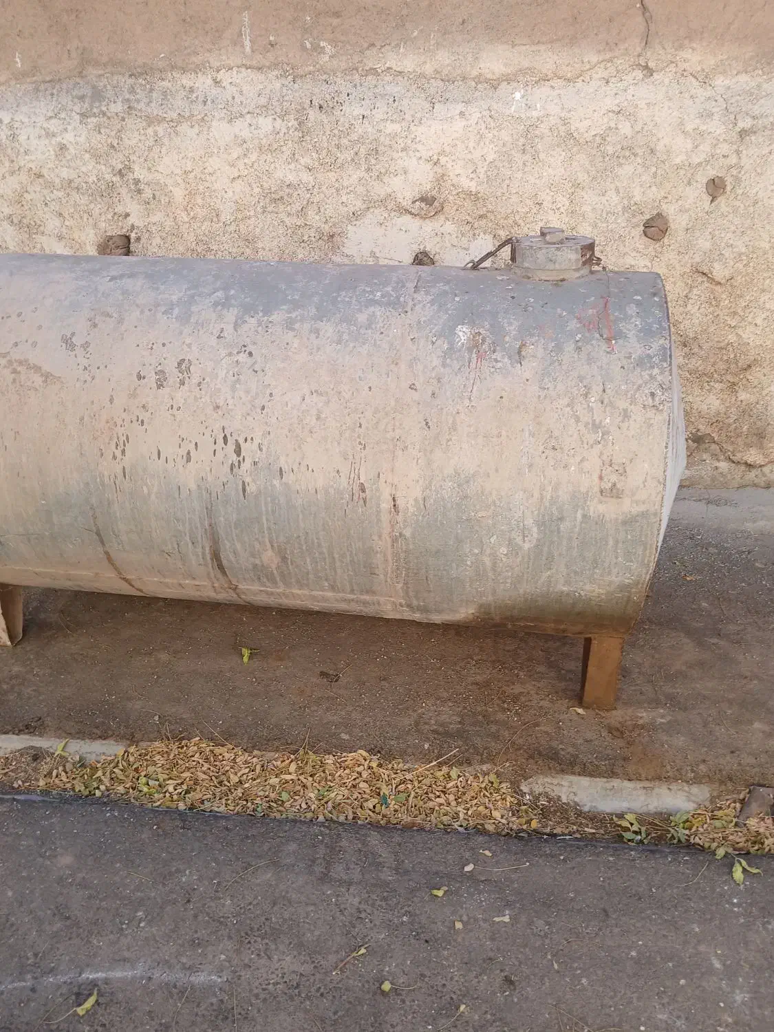 تانکر|مصالح و تجهیزات ساختمان|تربتحیدریه, بالا ولایت|دیوار