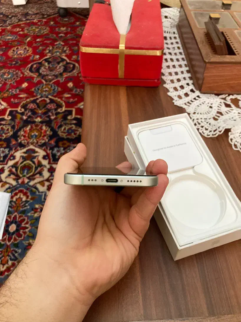 ایفون ۱۵ نرمال|موبایل|تهران, جمال‌زاده|دیوار