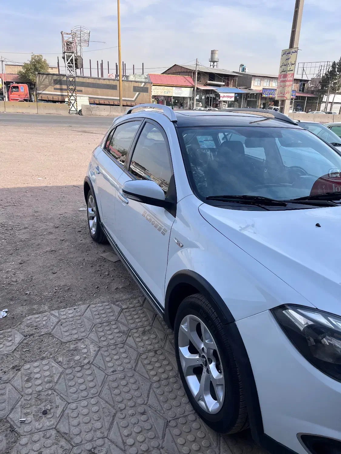 برلیانس کراس ۱۶۵۰|خودرو سواری و وانت|قزوین, |دیوار