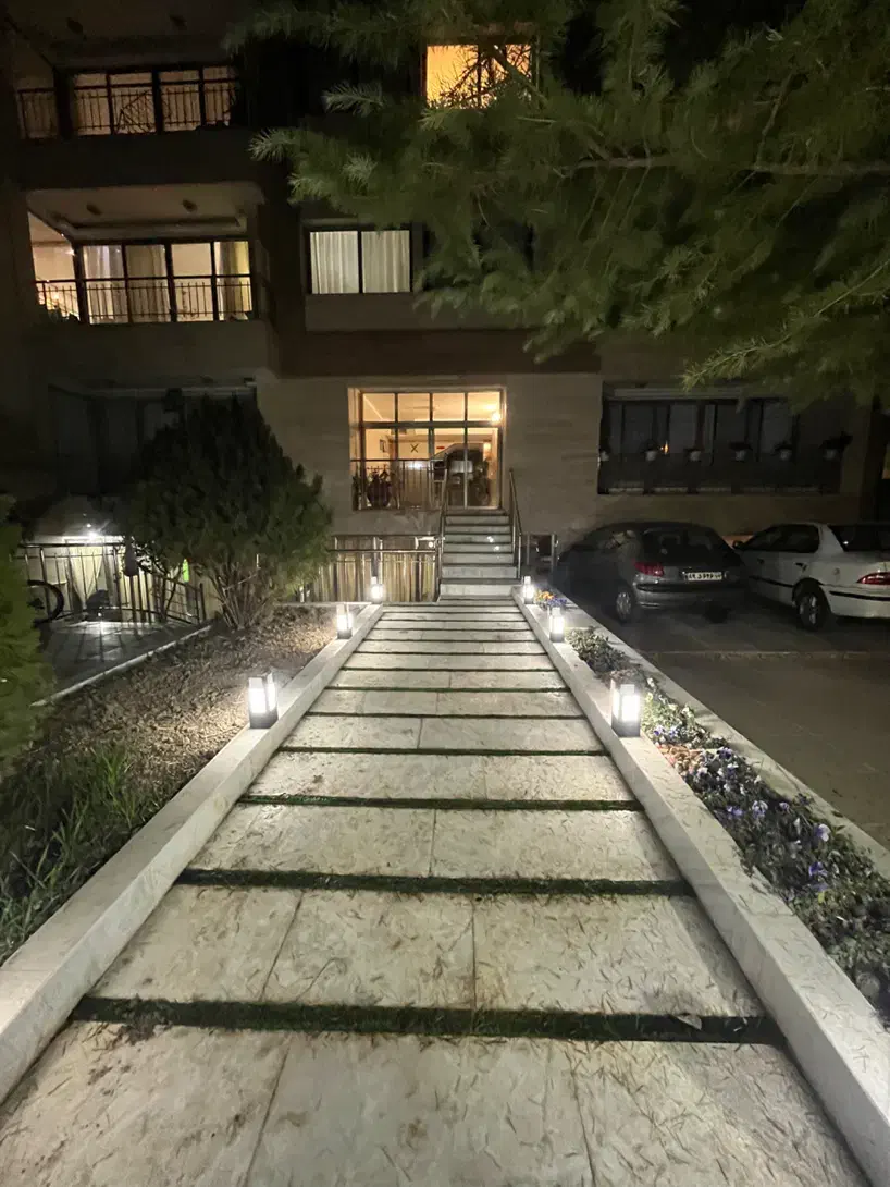 220متر چهار خواب فول امکانات خیابان اردیبهشت شمالی|اجارهٔ آپارتمان|اصفهان, عباسآباد|دیوار