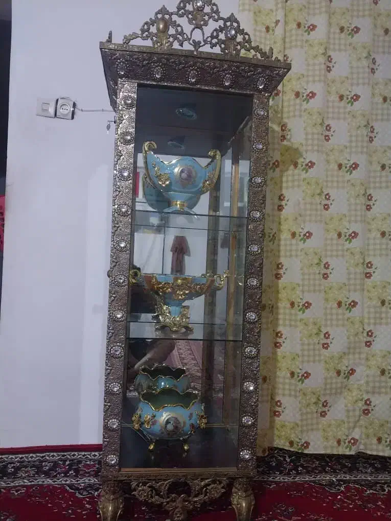 بوفه برنزی|بوفه، ویترین، کنسول|بیله سوار, |دیوار