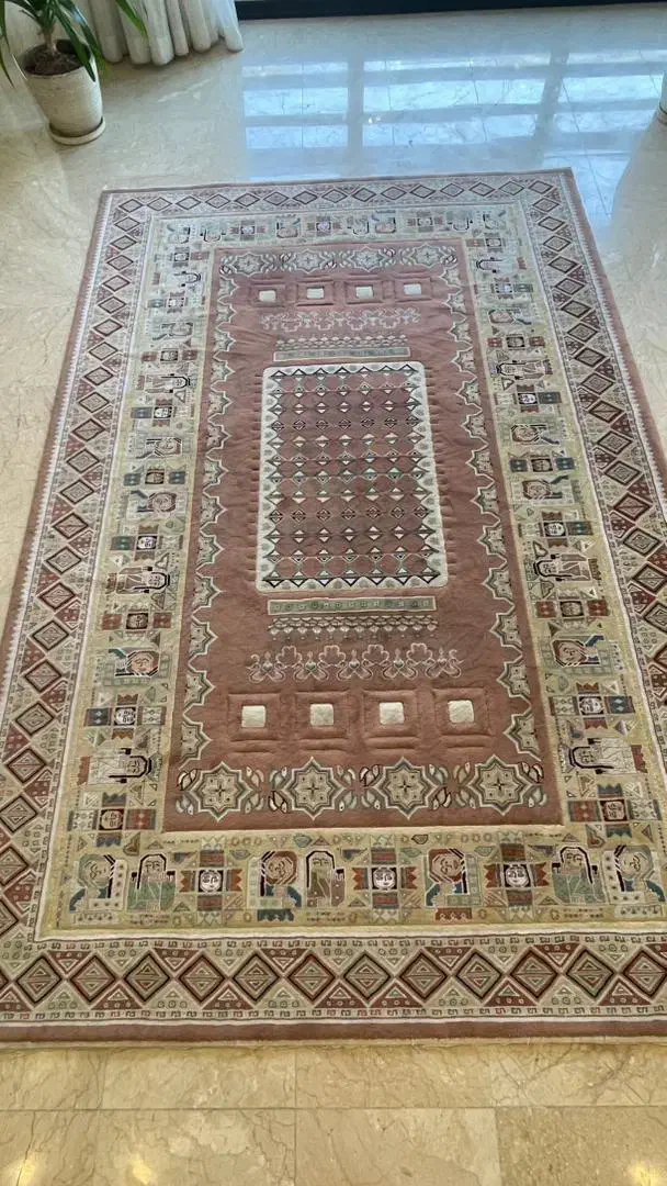 چندتا ست فرش ۶متری به همراه لوستر کریستالی ۱۲شاخه|فرش|کرج, گوهردشت|دیوار