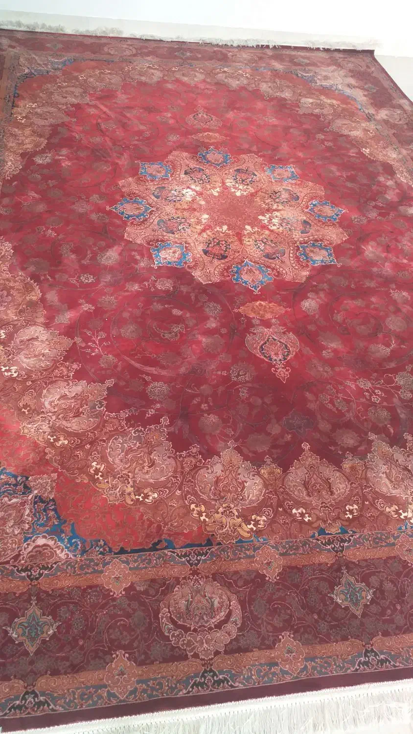 سه عدد فرش|فرش|سقز, |دیوار