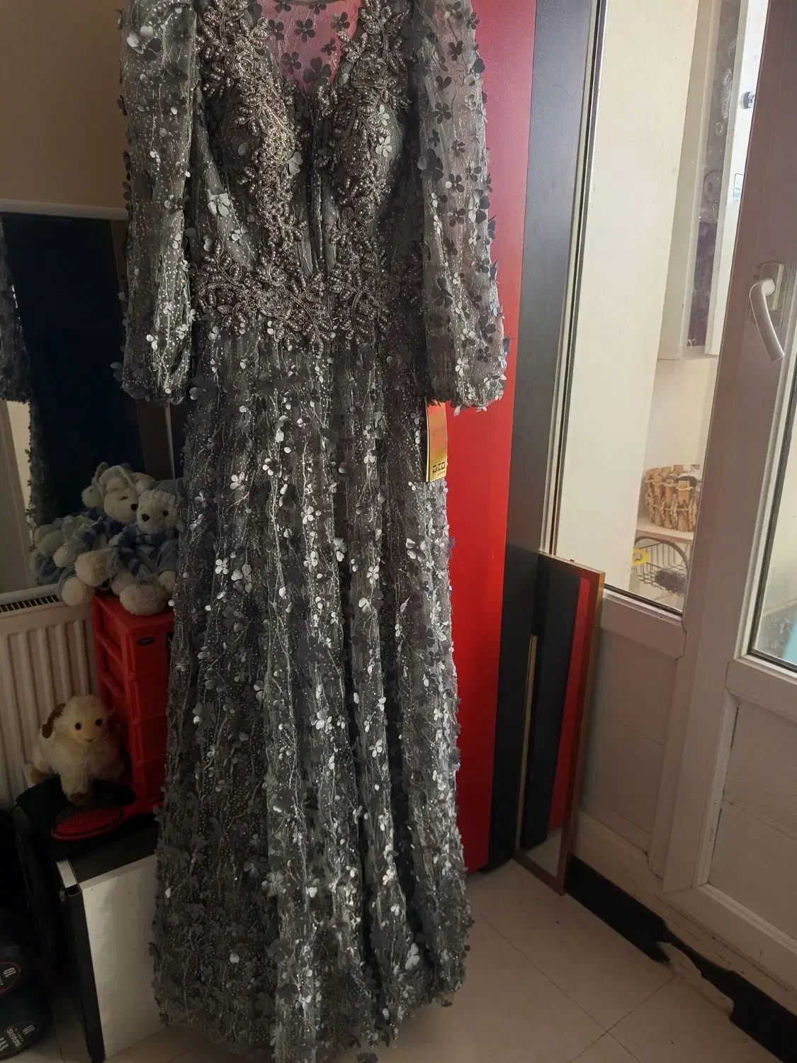 سلام این لباس اصلا استفاده نشده سایز۳۶|لباس|شاهین‌شهر, مسکن مهر|دیوار