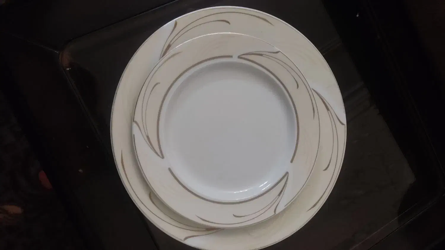 بشقاب و پیش دستی|ظروف سرو و پذیرایی|اسلامشهر, شهرک مهدیه|دیوار