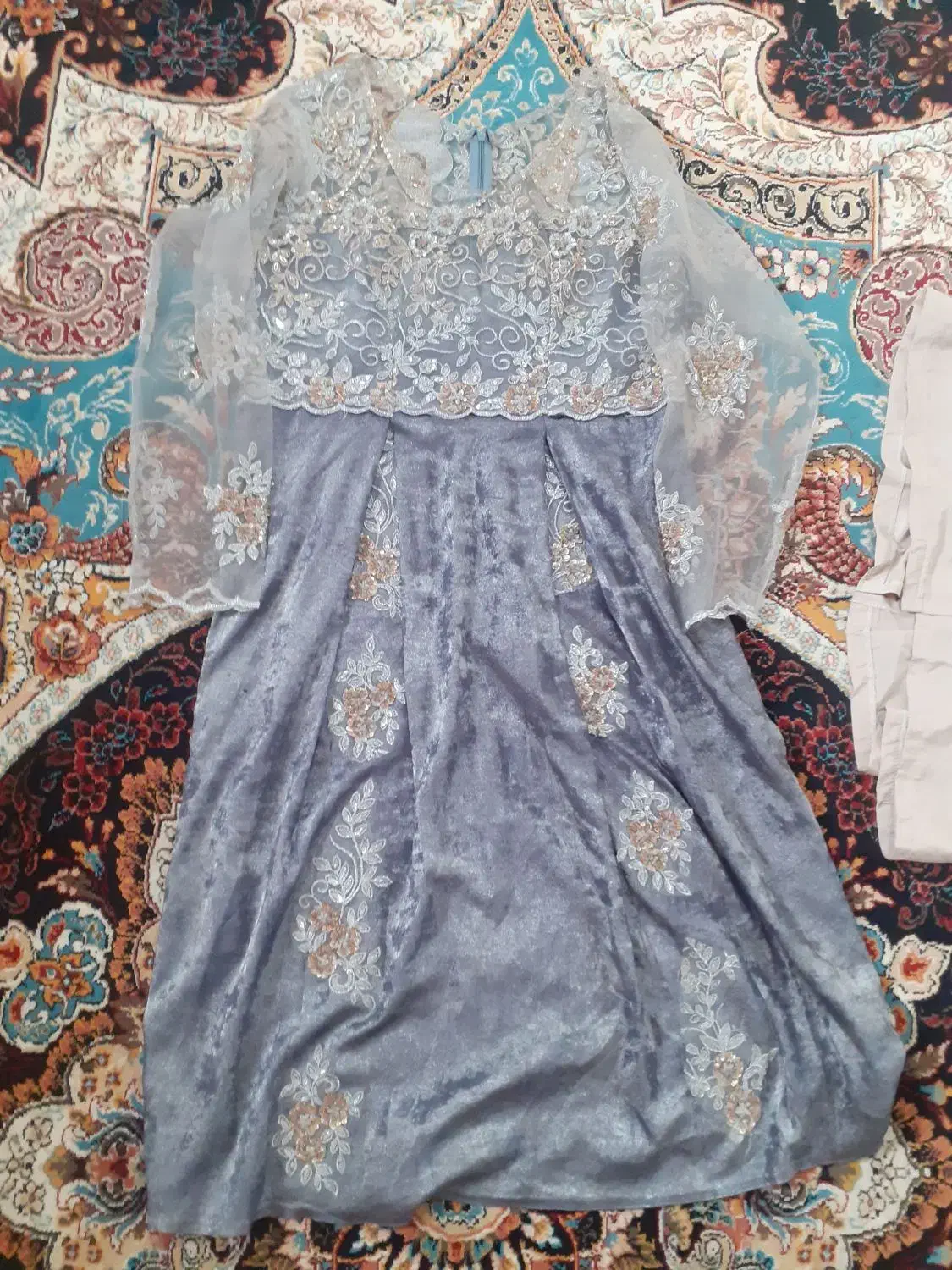 لباس|لباس|زابل, |دیوار