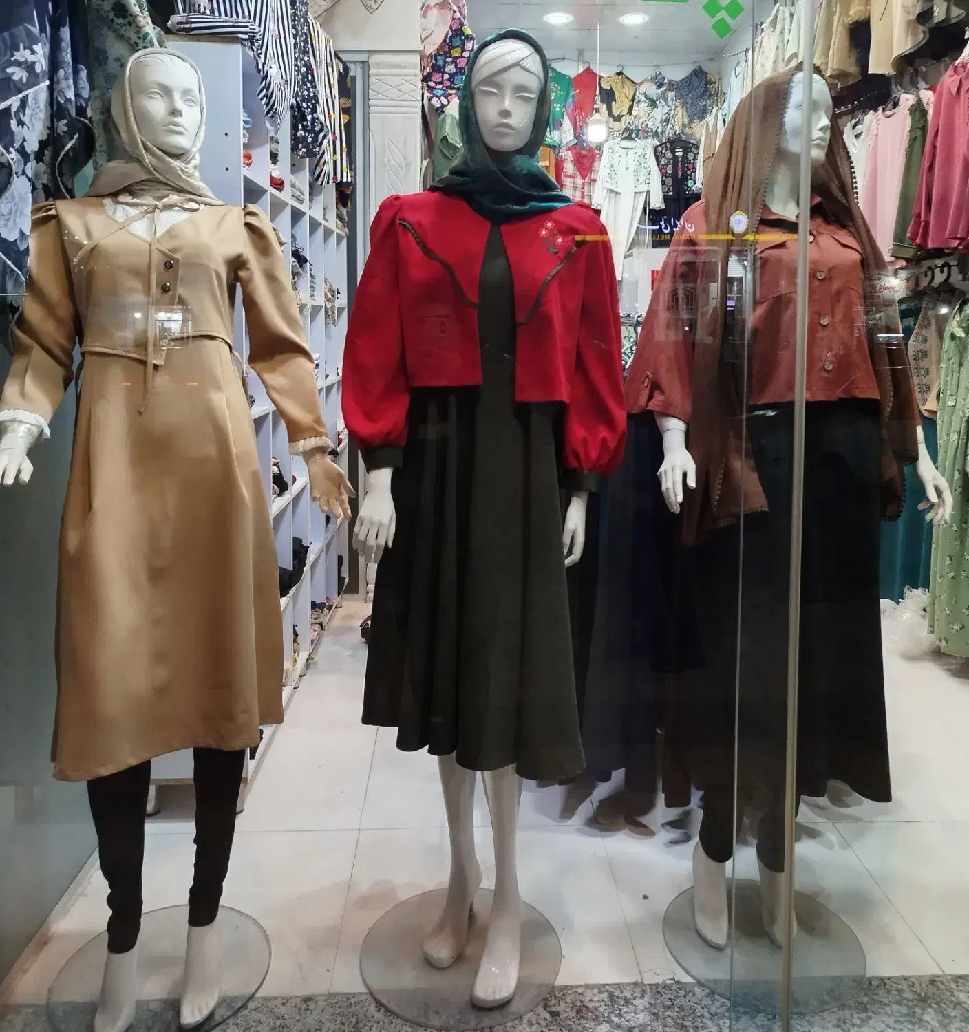مانکن زنانه|فروشگاه و مغازه|الشتر, |دیوار