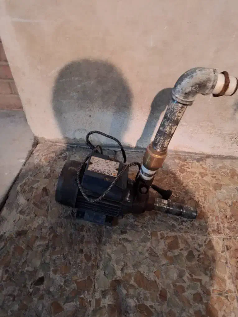 پمپ آب خانگی ۱/۲ اینچ نیم اسب برندپدرولوایتالیا|مصالح و تجهیزات ساختمان|تهران, تسلیحات|دیوار