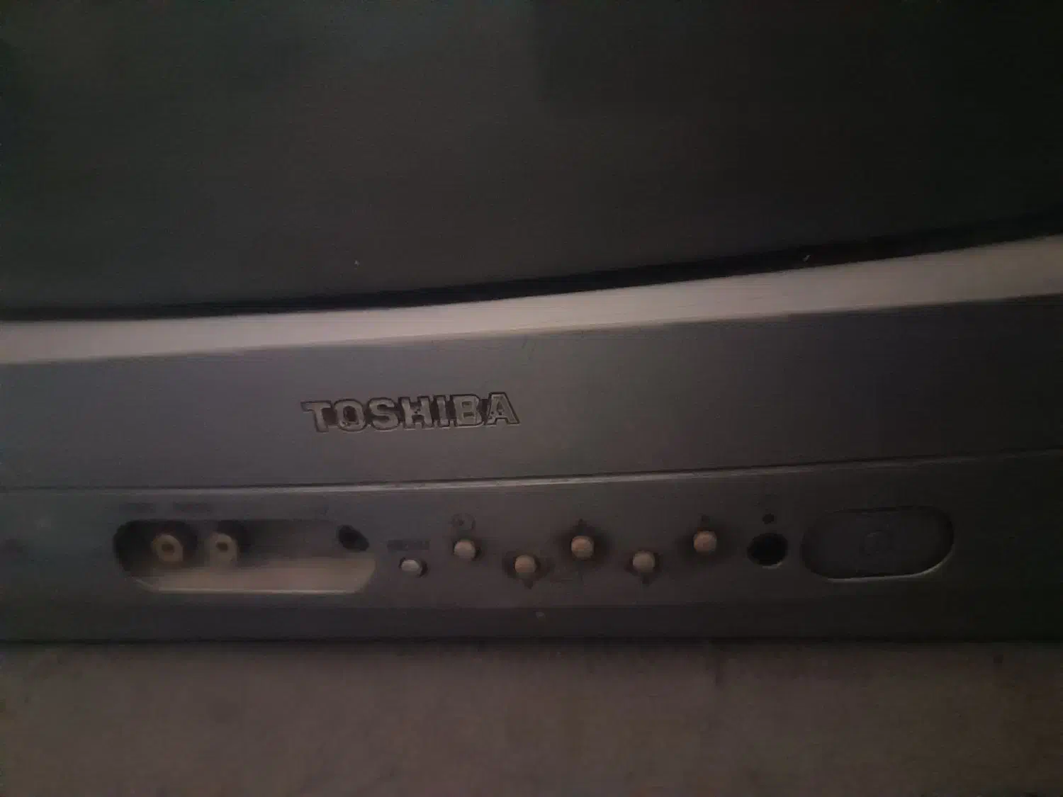 تلویزیون ۱۴ اینچ|تلویزیون و پروژکتور|خاش, |دیوار