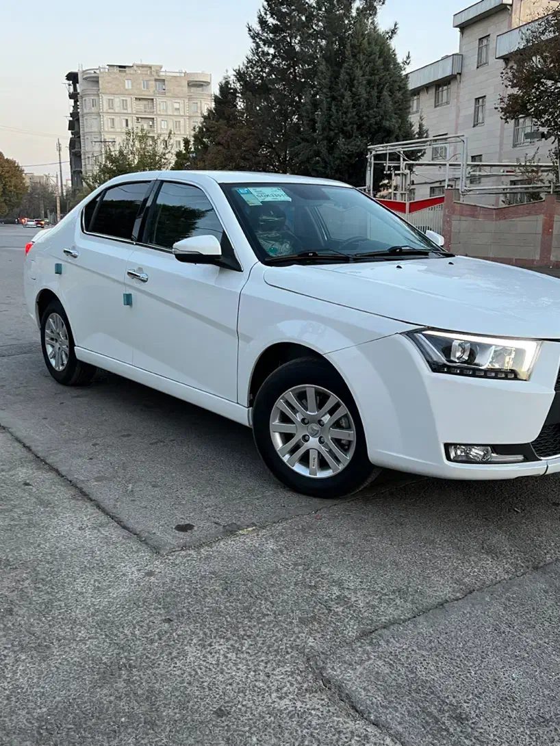 دنا پلاس ۶دنده رینگ ۱۴۰۴|خودرو سواری و وانت|بروجرد, |دیوار