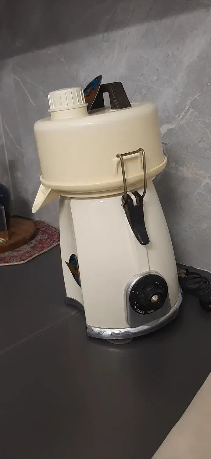 آبمیوه گیری قدیمی سوئیسی|آبمیوهگیر و آبمرکباتگیر|قزوین, |دیوار