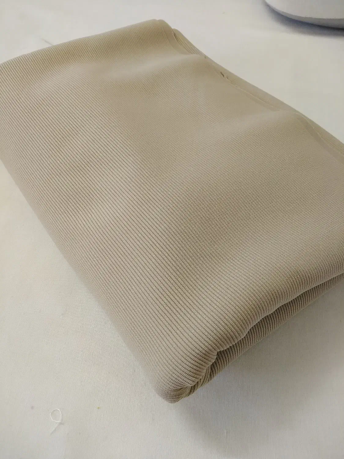 پارچه زیروتن رنگ کرم 1متر و نیم|لباس|خوانسار, |دیوار