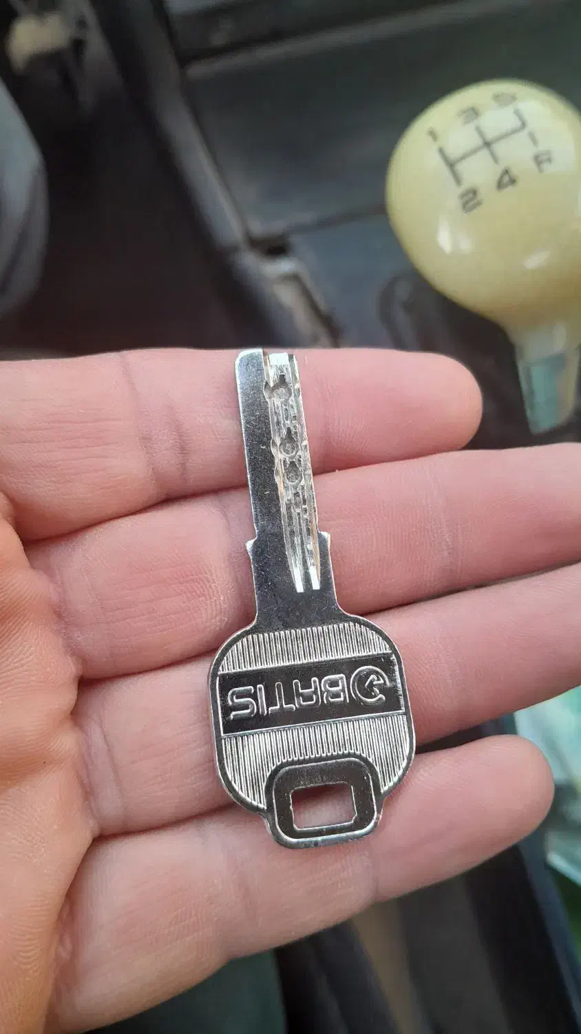 پیدا شده کلید درخانه|اشیا|سبزوار, قصبه غربی|دیوار