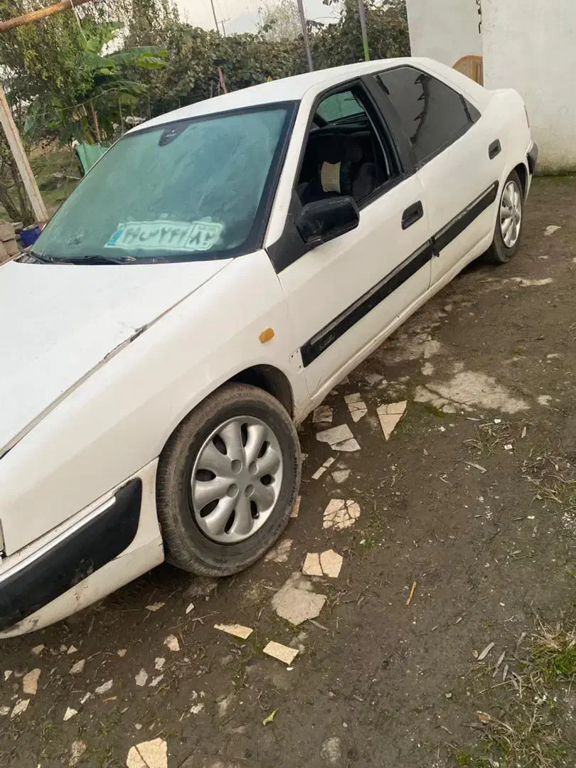 زانتیا ۱۸۰۰ سفید ۸۱|خودرو سواری و وانت|رودسر, |دیوار