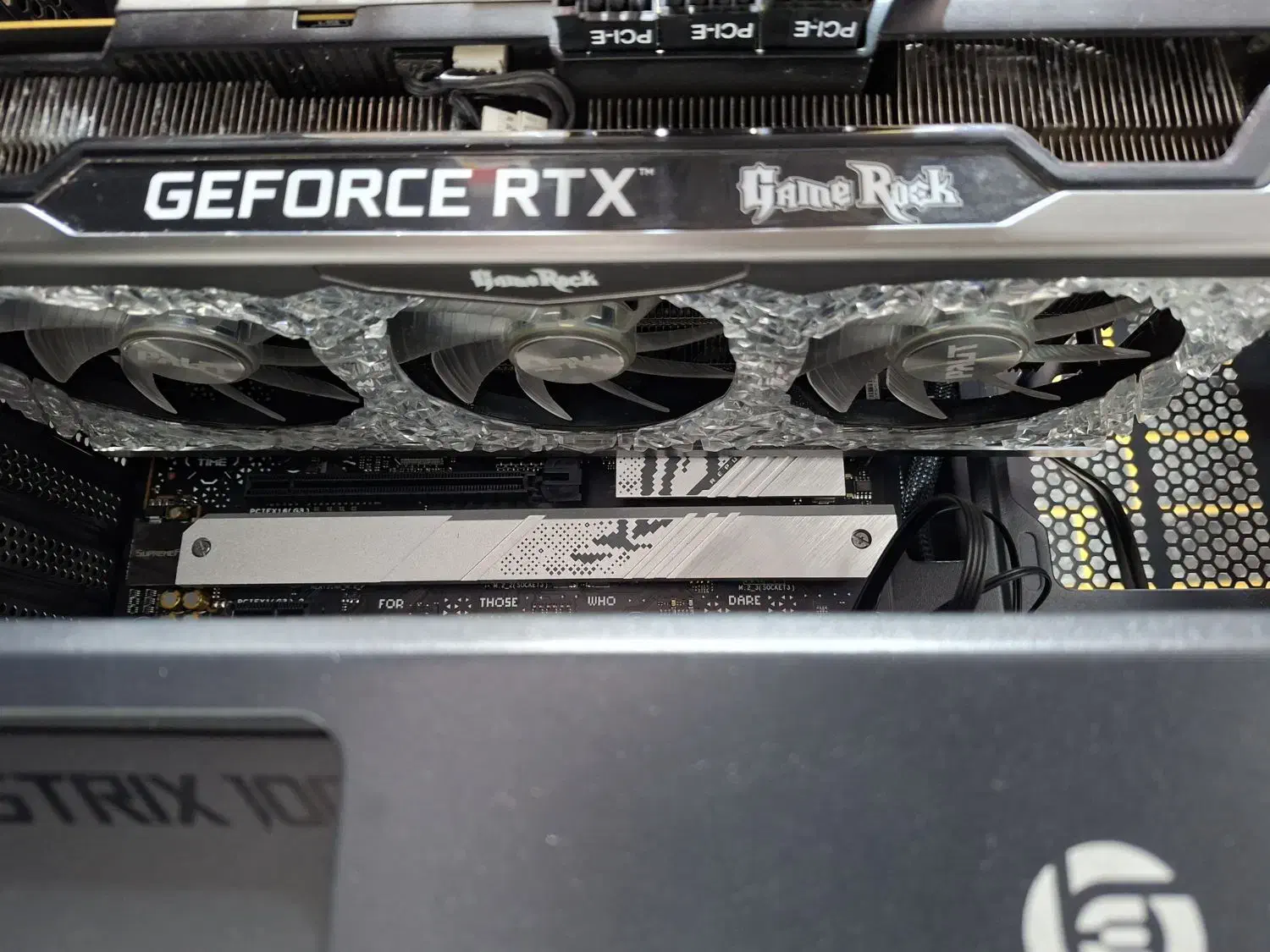 کارت گرافیگ rtx 3080 gamerockگیم راک 10g|قطعات و لوازم جانبی رایانه|مشهد, کوی المهدی|دیوار