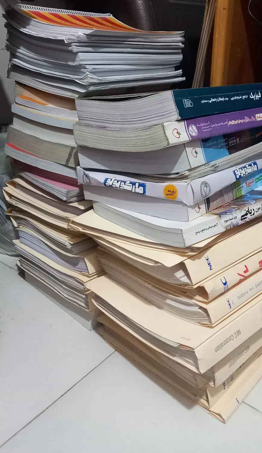 کتاب تست های رشته تجربی و ریاضی و جزوات|کتاب و مجله آموزشی|شیراز, پانصد دستگاه ارتش|دیوار