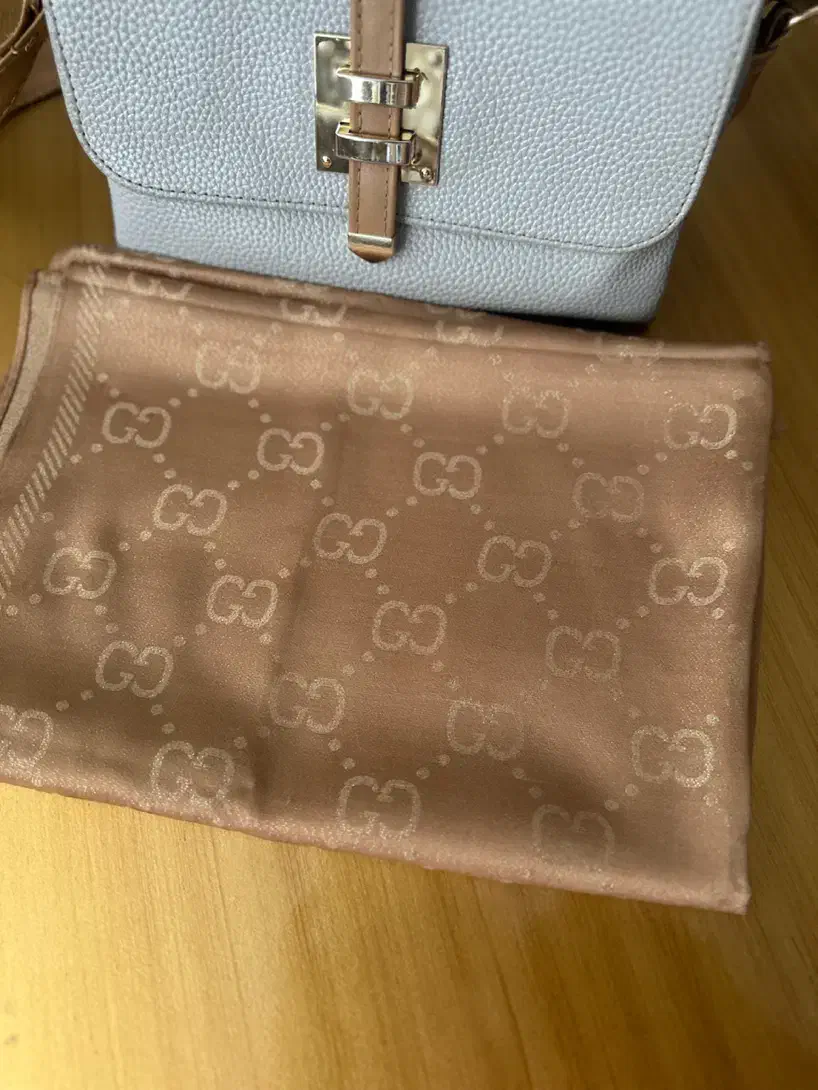 سه عدد کیف و کفش روفرشی(شال دورویه)|کیف، کفش، کمربند|تبریز, |دیوار