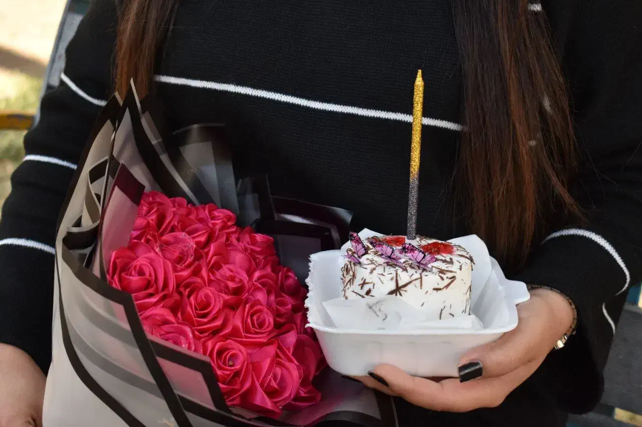 ساخت گل رز ربانی با تعداد شاخه مورد نظر شما|گل مصنوعی|سبزوار, توحیدشهر|دیوار