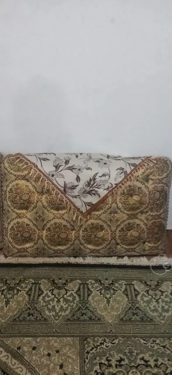 پشتی|پشتی|سنندج, |دیوار