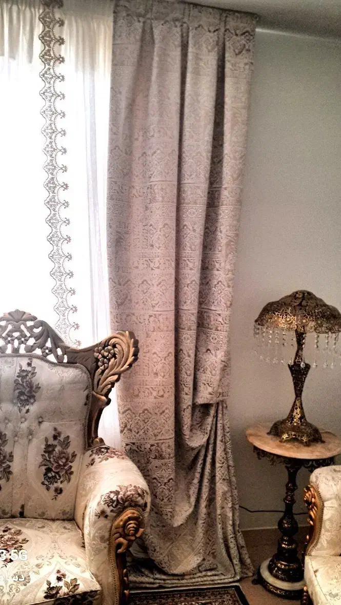 ۲ عدد پرده مخمل پتینه ضخیم و ترک|پرده، رانر، رومیزی|تهران, شهرک زینبیه|دیوار