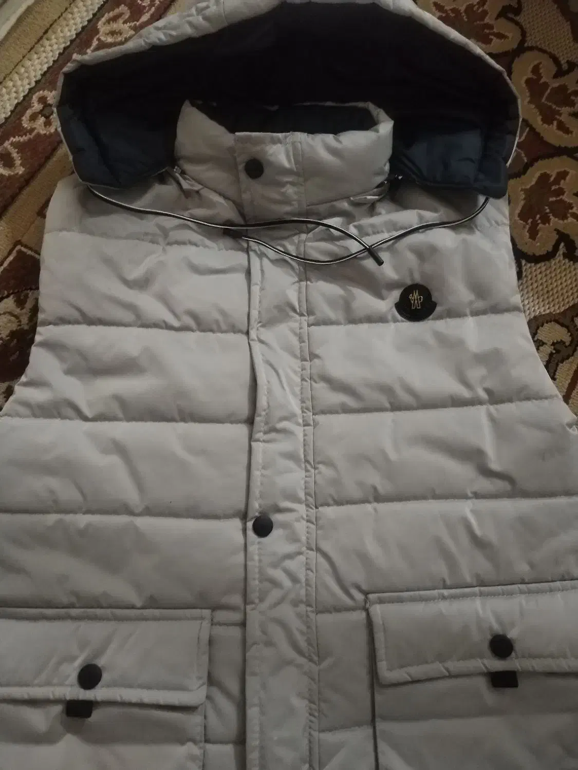 پافر|لباس|شهرضا, |دیوار