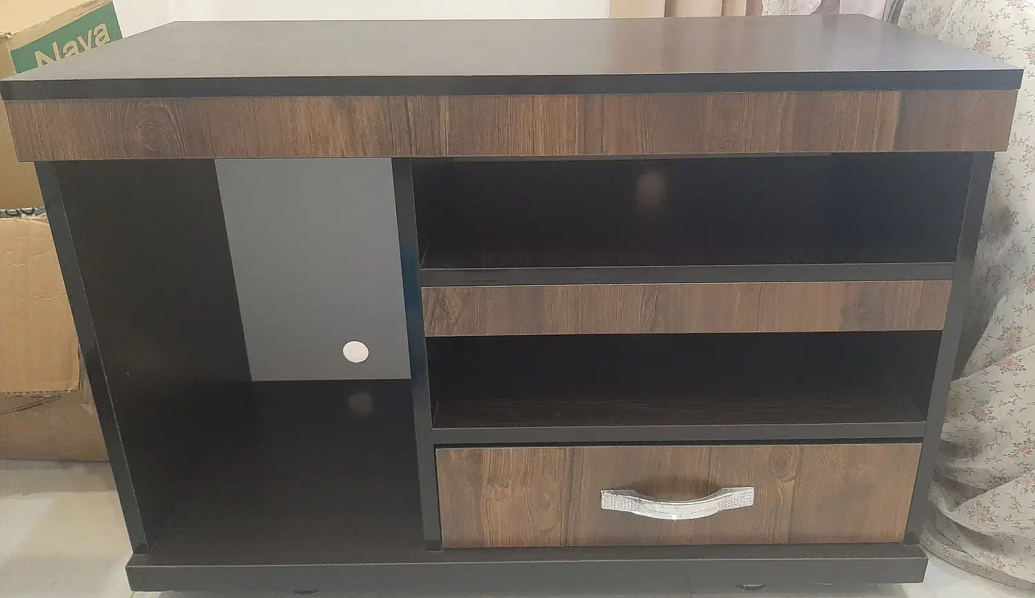 بوفه و میز تلویزیون|بوفه، ویترین، کنسول|لاهیجان, گلستان|دیوار