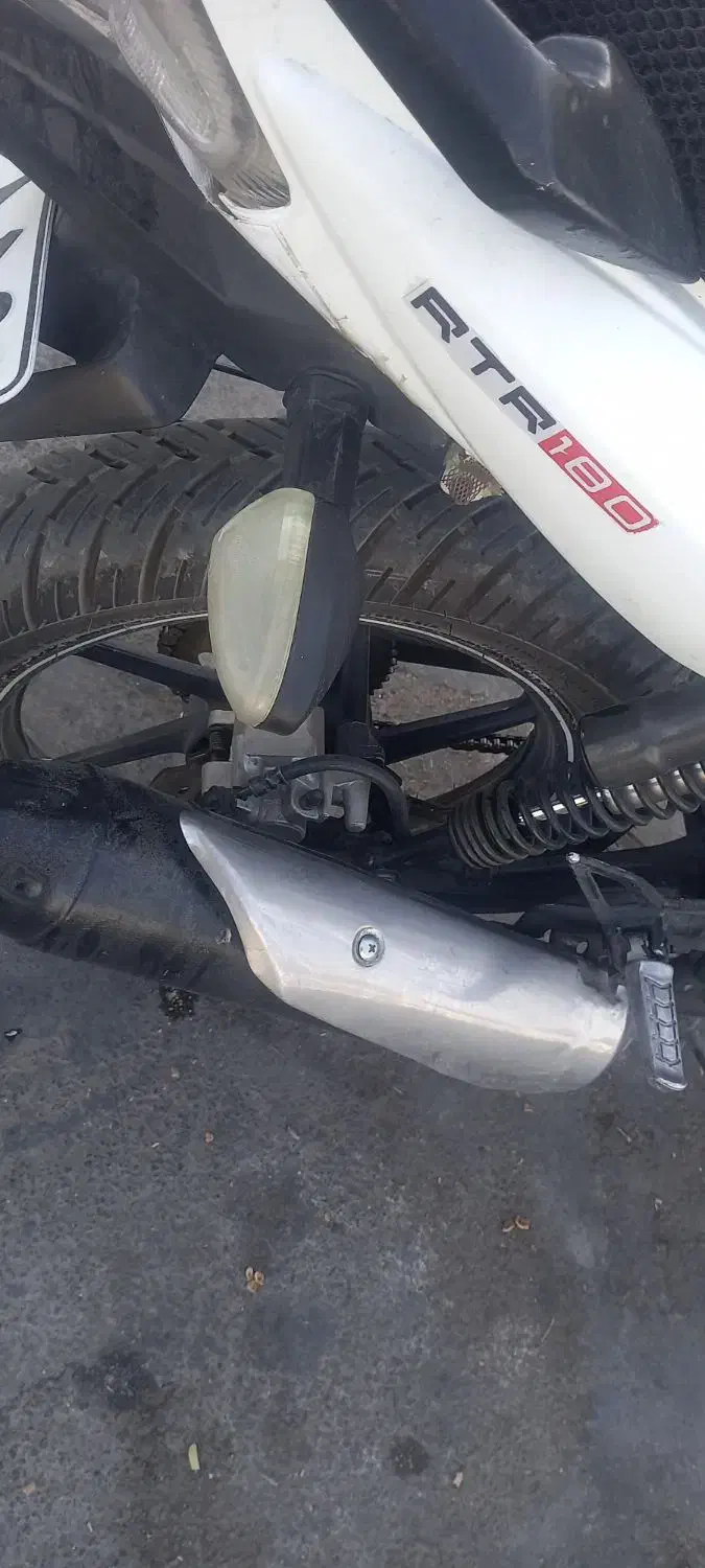 اپاچی ۱۸۰مدل۸۹|موتورسیکلت|قوچان, |دیوار