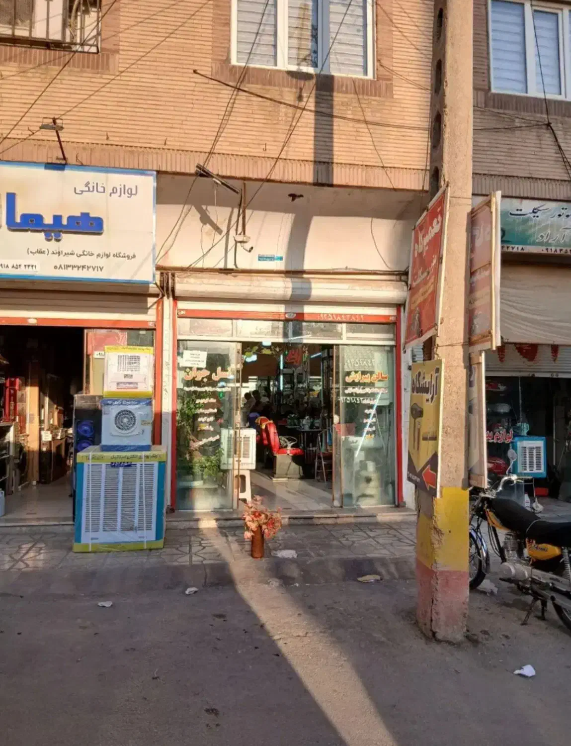 فروش مغازه ۳۰ متری|فروش مغازه و غرفه|نهاوند, |دیوار