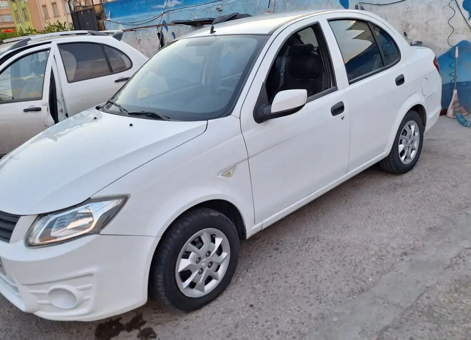 ساینا مدل ۹۸|خودرو سواری و وانت|مشهد, سجاد شهر|دیوار