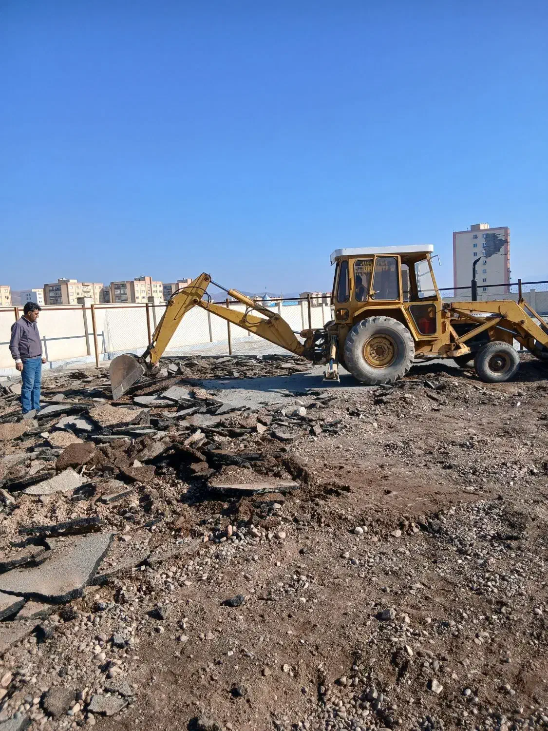 پیمانکاری راه وساختمان           فراز راه فاخر|خدمات پیشه و مهارت|خوی, |دیوار