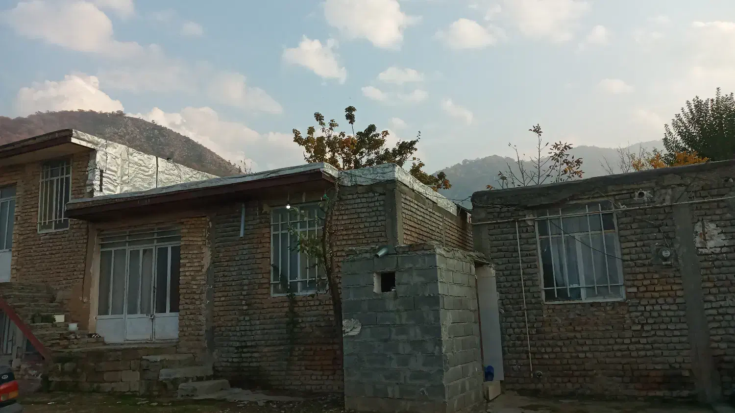 فروش خونه ویلایی در گلستان گالیکش روستای کرنگ کفتر|فروش خانه و ویلا|صادق آباد, |دیوار