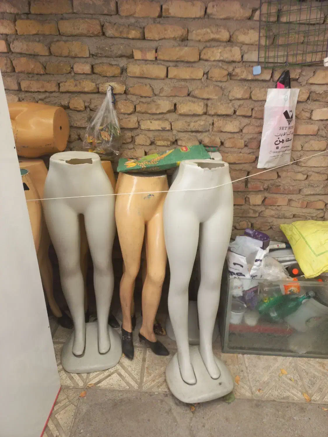 مانکن شلوار زنانه.فو ر ی|فروشگاه و مغازه|زنجان, |دیوار