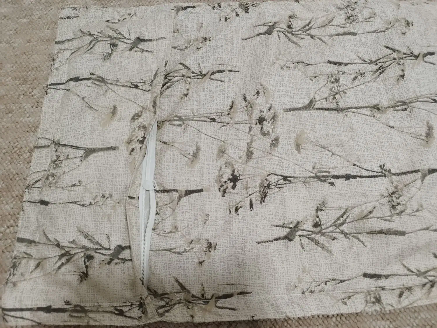 ۶عدد روبالشتی نخی کاملا نو و استفاده نشده|رختخواب، بالش، پتو|آبدانان, |دیوار