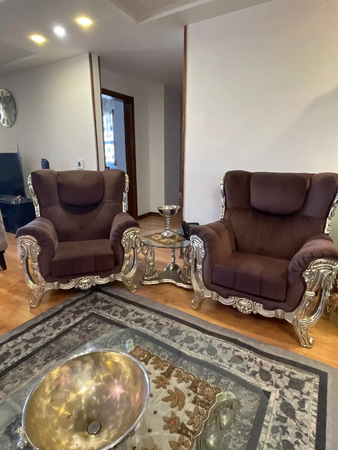 ست مبل و میزناهار خوری و ویترین|مبلمان خانگی و میز عسلی|یزد, |دیوار