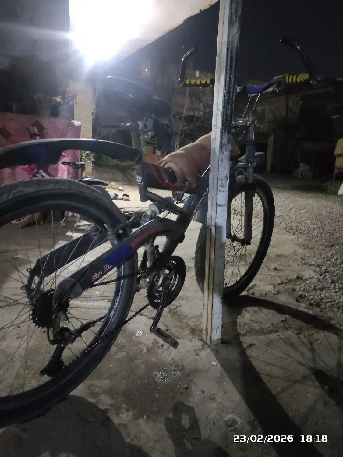 دوچرخه|دوچرخه، اسکیت، اسکوتر|سنگدوین, |دیوار