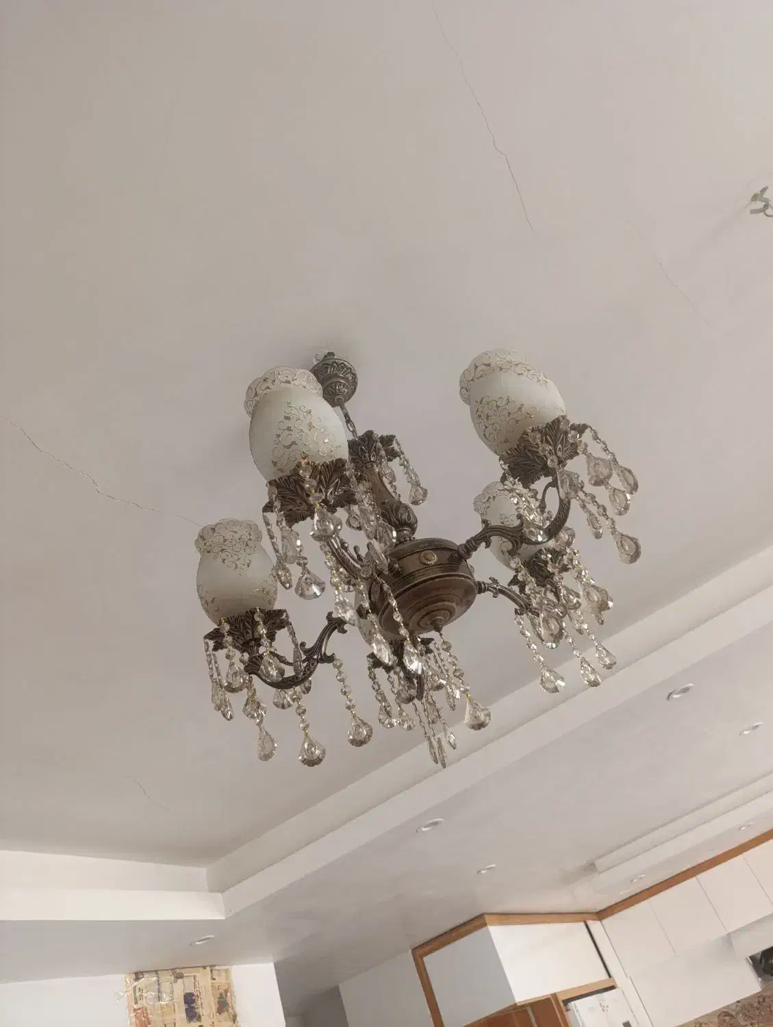 لوستر|لوستر و چراغ آویز|قدس, شهرقدس|دیوار