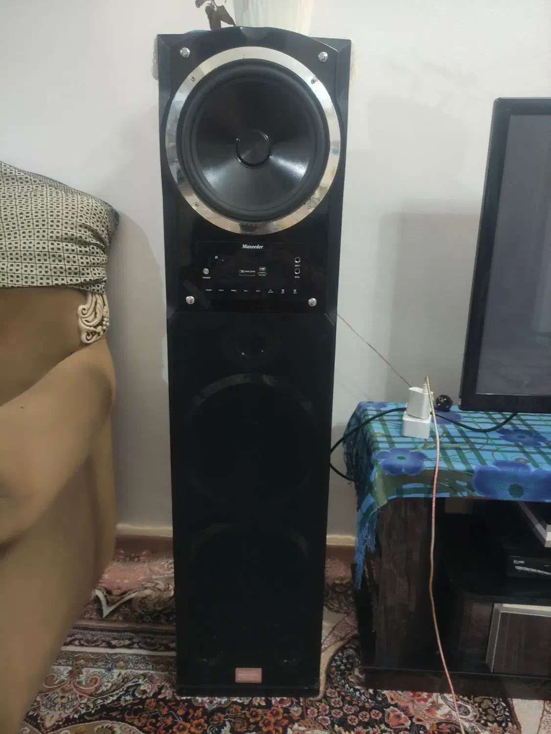 باند مکسیدر|سیستم صوتی خانگی|پرند, فاز ۴|دیوار