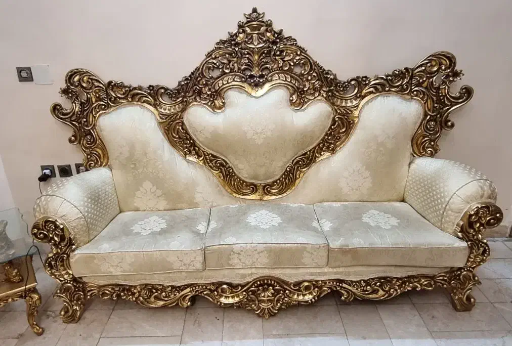 مبلمان تمام چوب سلطنتی|مبلمان خانگی و میز عسلی|شیراز, معالیآباد|دیوار